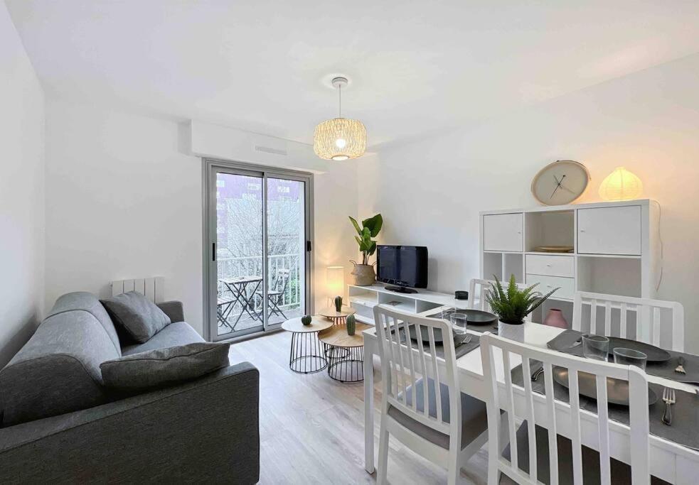 L'Escapade - Centre Ville - Parking - Balcon Ρεν Εξωτερικό φωτογραφία